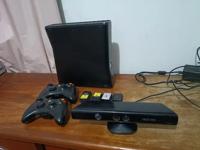 xbox 360 RGH Aurora 2 controles kinect