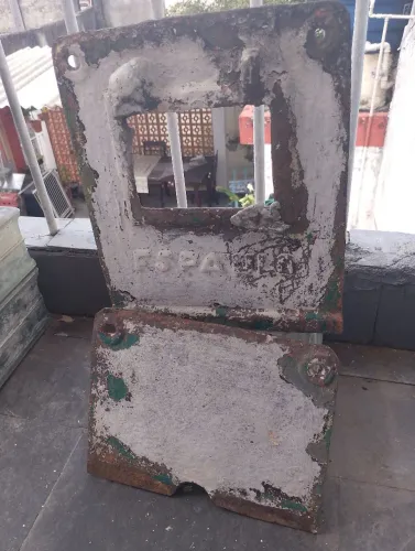 Tampa de ferro registro de luz