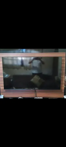 Tv Samsung 4k Crystal TU8000 com defeito na tela