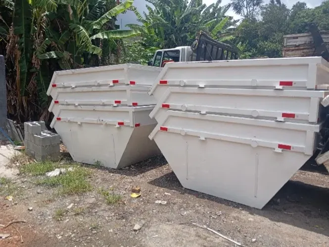 VENDO CAÇAMBAS NOVA