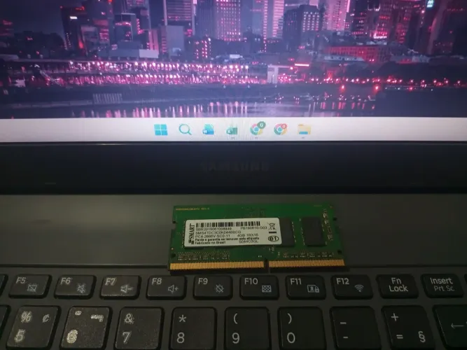 Vendo essa Memória de 4GB