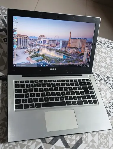 Notebook Zerado / 4GB RAM / Intel Core i3
