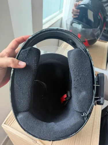Capacete EBF semi novo