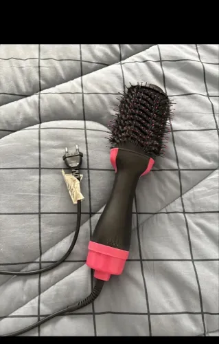 Escova secadora e modeladora 