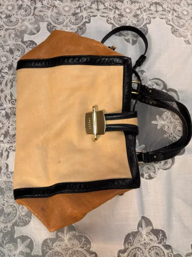 Bolsa de Ombro Couro Arezzo 