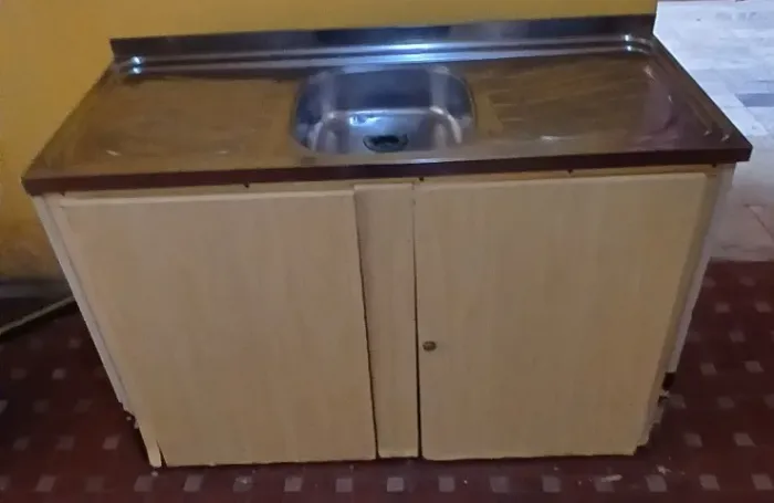 PIA DE AÇO INOX COM ARMARIO
