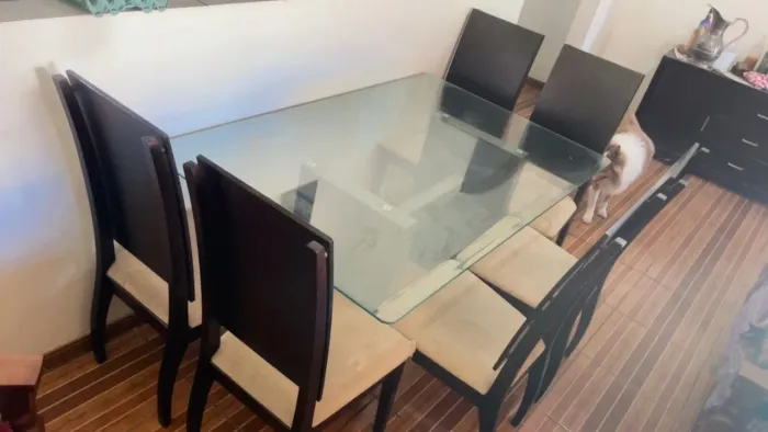 Mesa de vidro de madeira maciça 