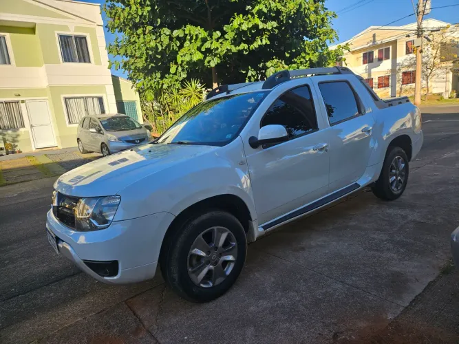 Renault Duster Oroch Dyna. 2.0 Hi-flex 16V Aut. 2020