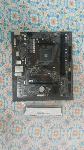 Placa mãe + memória ram 8gb leia descrição