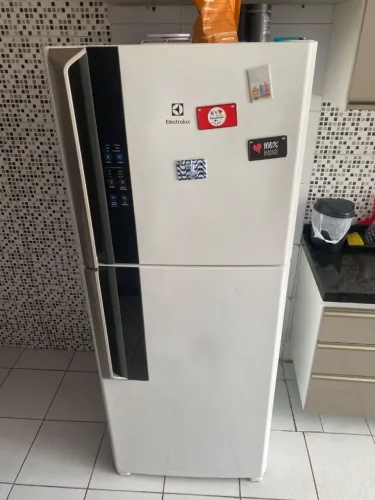 Geladeira Electrolux frost free 