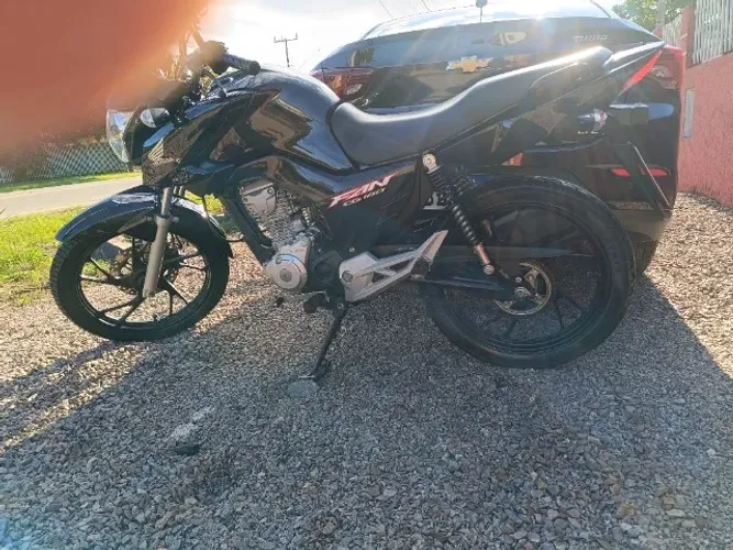 Moto de procedência 