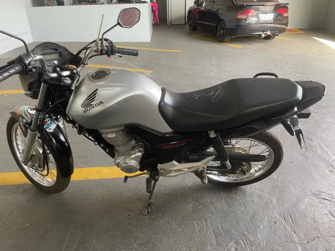 Honda 2024 abaixo da tabela em perfeito estado 