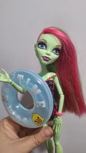 Boneca Monster High Venus Praia