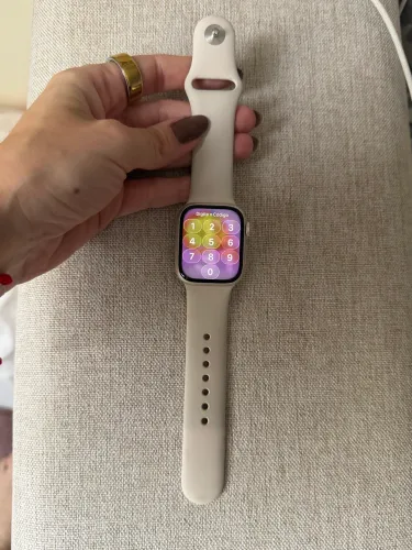 Apple Watch séries 9 GPS + Cellular 41mm Estelar