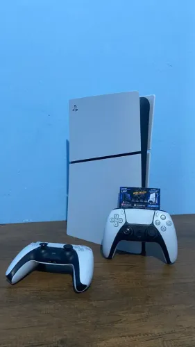 PS5 Slim | 1 TB | 2 CONTROLES + FIFA26