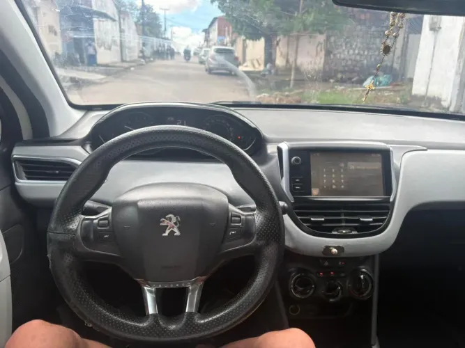 Peugeot 208 Active/active Pack 1.5 Flex 8V 5P 2015