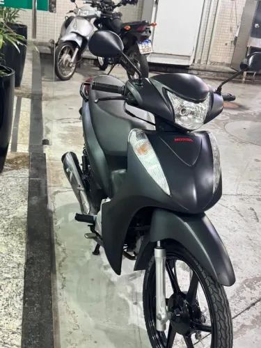 Honda Biz 2015 125 ES Conservada 