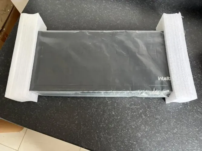 Switch Intelbras 24 Portas Gigabit SG 2404D L2+