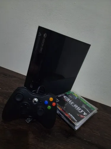 Xbox 360 LT 3.0 + 40 Jogos em CD