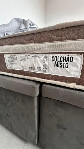 Box bau queen com colchão