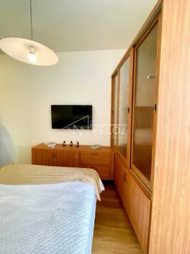Kitnet/Conjugado : / Residencial / Centro