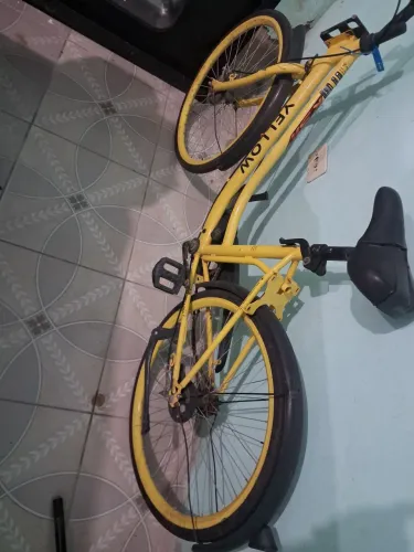 Bicicleta yellow