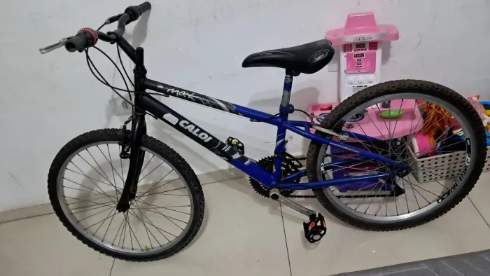 Bicicleta Aro 24 infantil só pega e andar