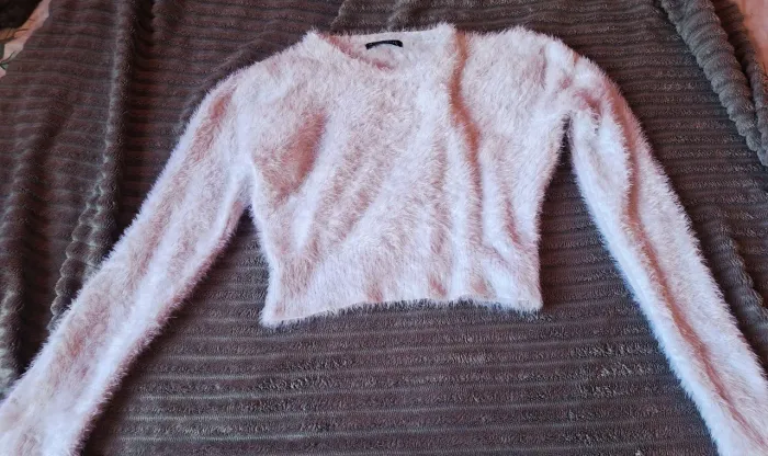 Cropped de pluma tamanho M