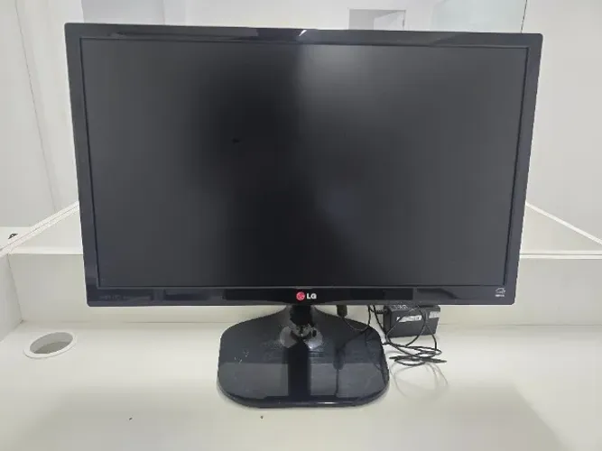 Monitor LG 23MP55HA 23 Pol IPS Full HD HDMI Perfeito Estado