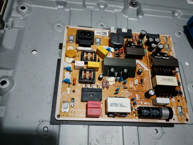 Placa e fonte da tv smart Un43cu7700