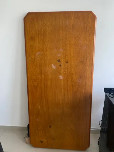 Tampo de mesa em madeira boa!