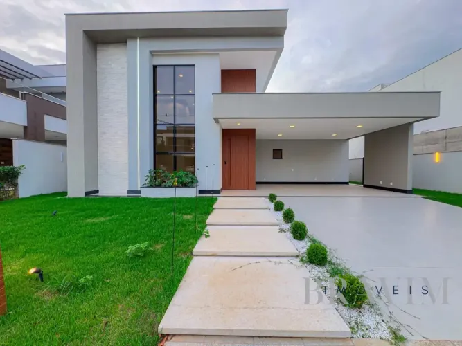 Térrea para venda possui 247 metros quadrados com 4 quartos em Jacuhy - Serra - ES