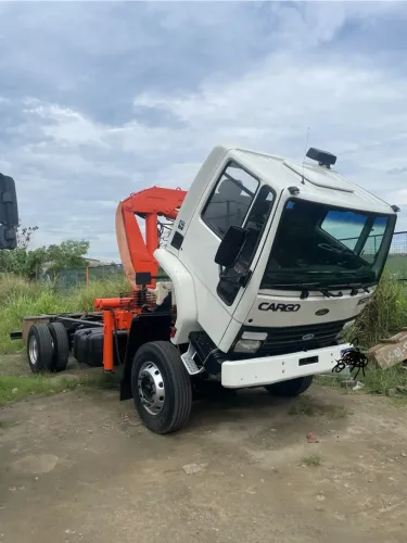 Vendo Ford cargo ano 2000 com Munck argos 11 t revisado.