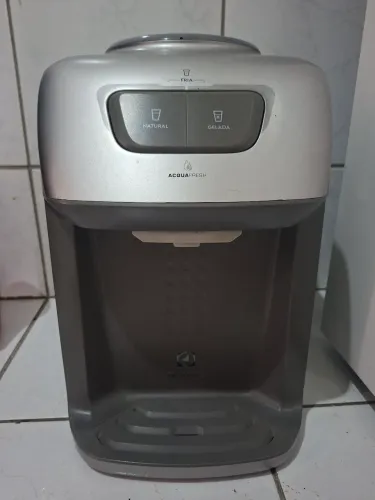 VENDE-SE GELÁGUA ELECTROLUX - R$ 450,00