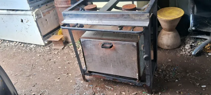 Fogão industrial duas bocas com forno