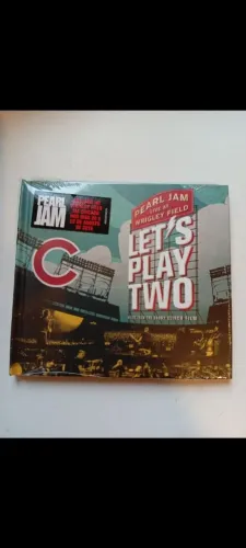Cd Pearl Jam Lets play two novo lacrado