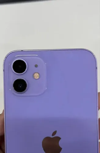 iPhone 12 impecável lilás
