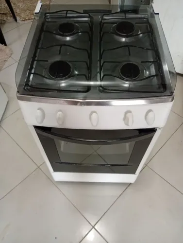 Vendo ótimo fogão continental 