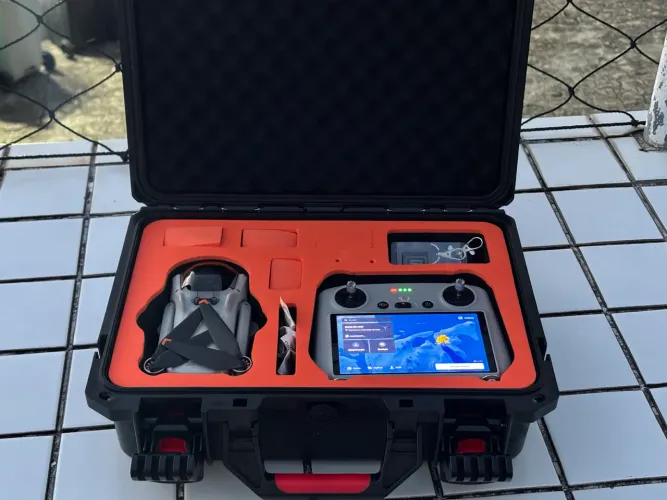 Drone DJI Mini 3 + Controle RC com tela