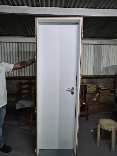 Porta banheiro branca