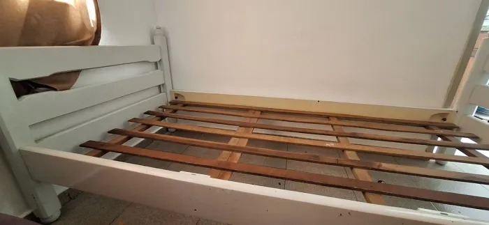 Cama Solteiro 2 m x 0.98 m