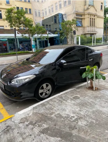 Renault Fluence Sed. Dynamique 2.0 16V Flex Aut. 2011
