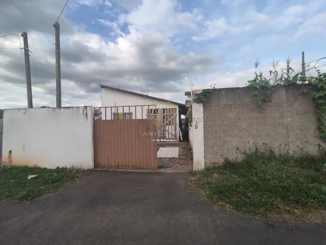 Casa à Venda na Vila Militar - Piraquara/PR