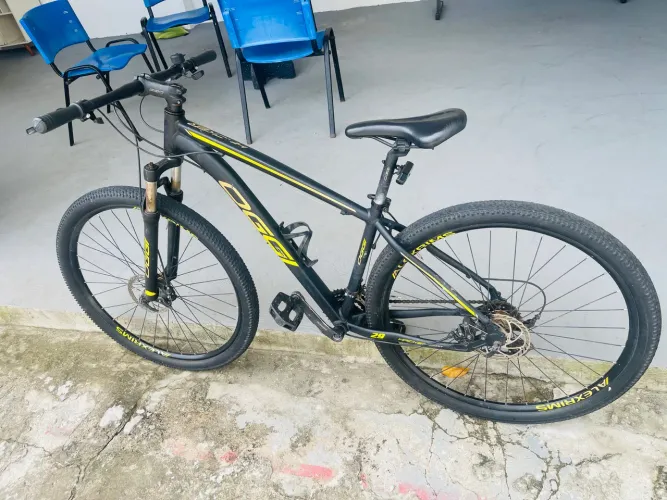 BICICLETA OGGI ARO 29 - EXCELENTE ESTADO 
