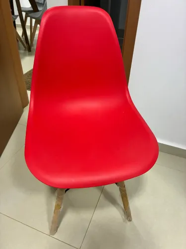 Cadeira Eames