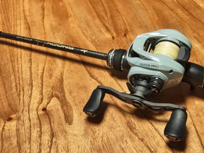 Carretilha Snook Pro + Vara Snook Life 14lbs carbono IM10