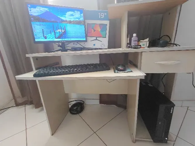Computador Completo i3 4130 SSd 128Gb Ram 8Gb Monitor 19 + Mesa