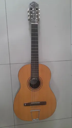 Violão Di Giorgio n° 18, estudante Ano 1975