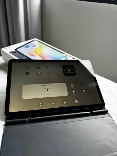 SAMSUNG tab S6 lite