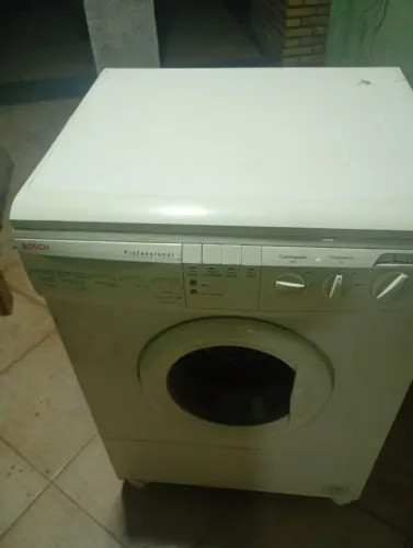 Máquina de lavar Bosch - retirada de peças